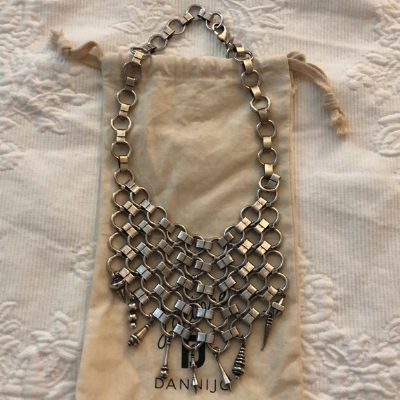 DANNIJO Jewelry - Dannijo oxidized silver bib necklace